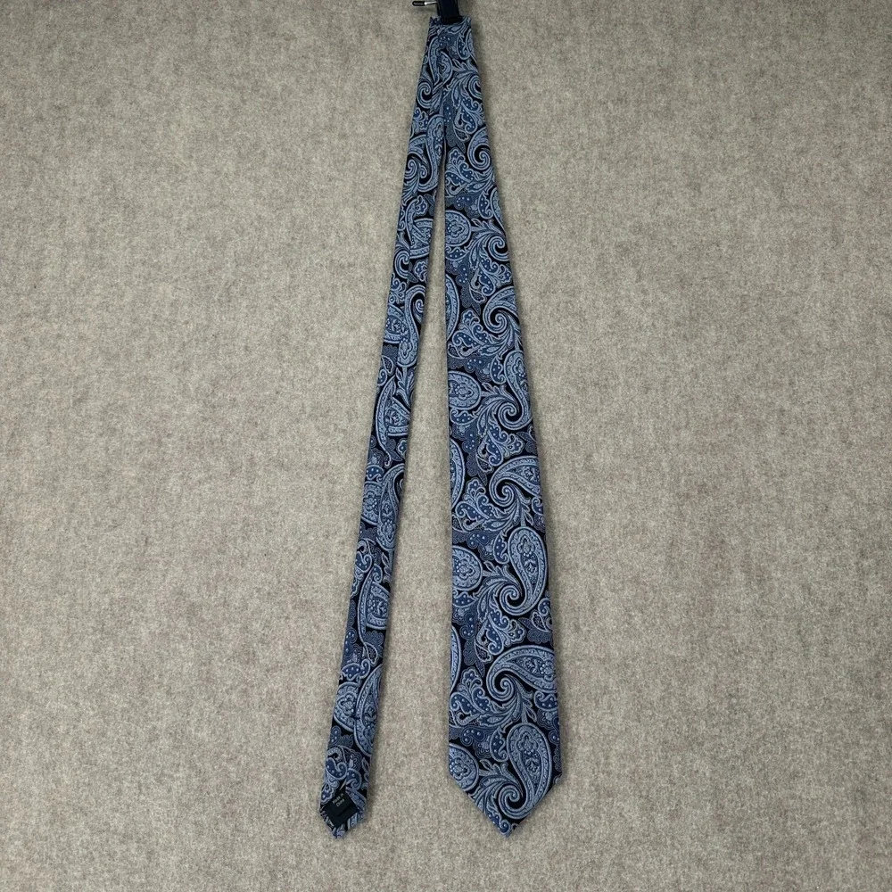 Michael Kors Tie Mens One Size Blue‎ Gray Paisley 100% Silk Necktie